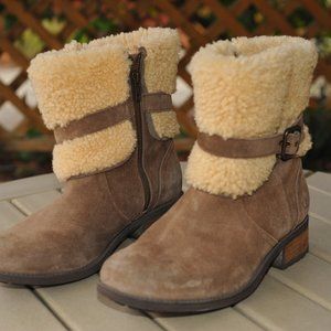 UGG leather winter ankle boots size 9.5 faux fur lining SN 1006039